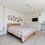 Flamingo 3*