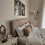 Couette-café Flamingo 3*