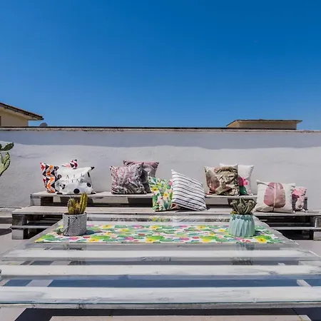 Flamingo Bed & Breakfast
