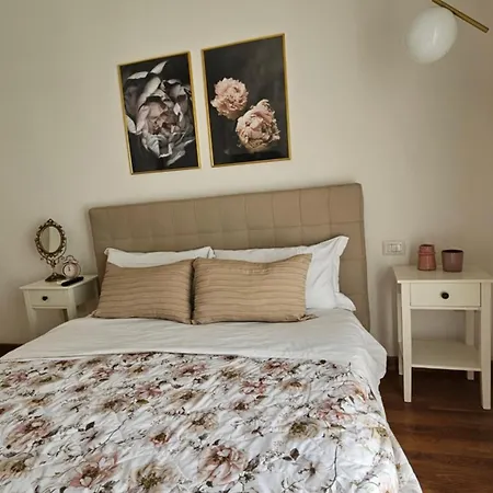 Flamingo Bed & Breakfast *