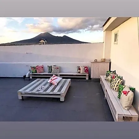 Flamingo Bed and Breakfast Πομπηία