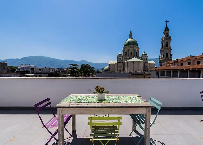 Flamingo 4* פומפיי