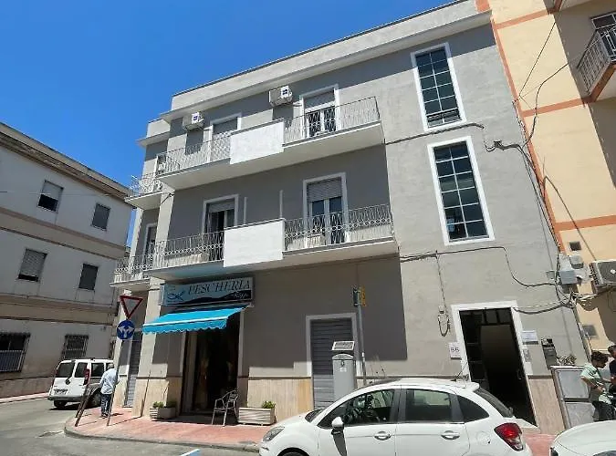 Flamingo לינה וארוחת בוקר