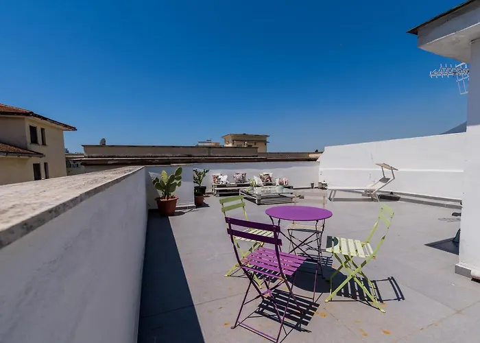 לינה וארוחת בוקר Flamingo